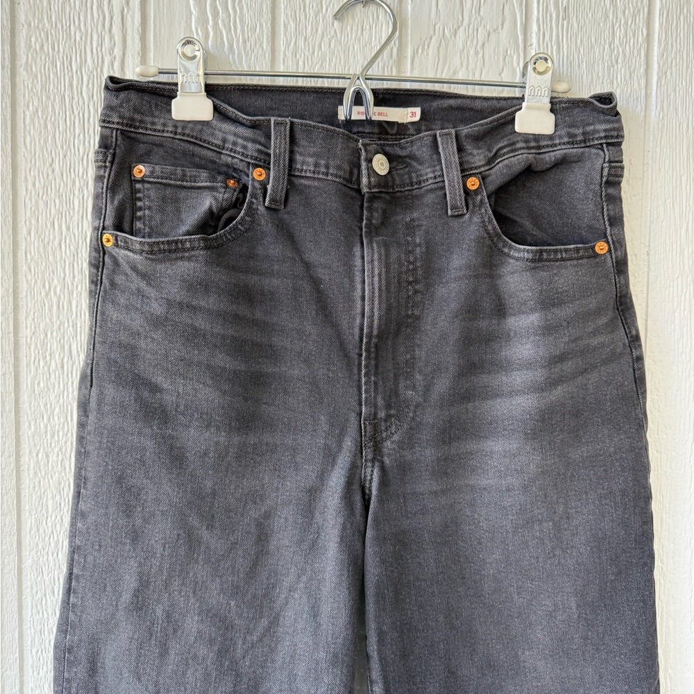 Levi’s Womens black denim Ribcage Bell Bottom Jeans sz 31 - Picture 3 of 7